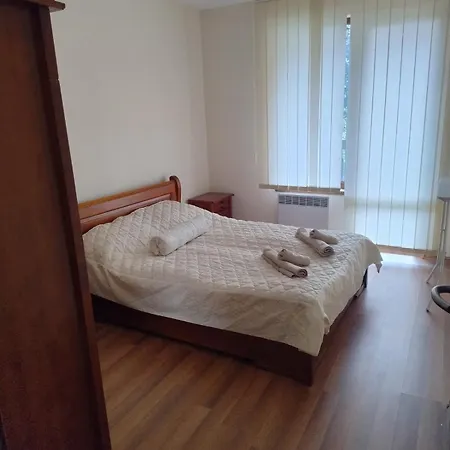 Apartment Near By Studenec-cedar Heights 1 *