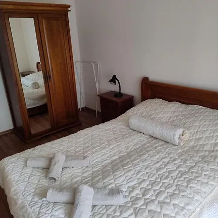Near By Studenec-cedar Heights 1 Apartment Pamporovo